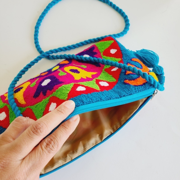 Authentic Wayuu Clutch new crossbody bag - Picture 7 of 10